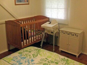 Montville Holiday House - Broome Tourism 3