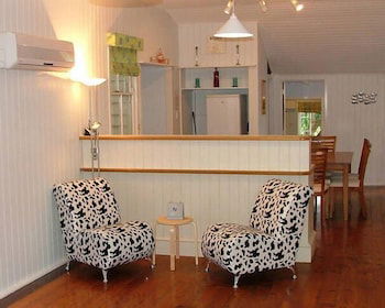 Montville Holiday House - Broome Tourism 6