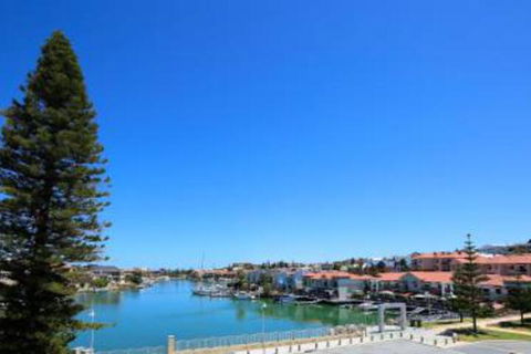 Studio Style Mindarie Marina - Broome Tourism 0