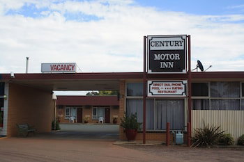 Century Motor Inn - Broome Tourism 3