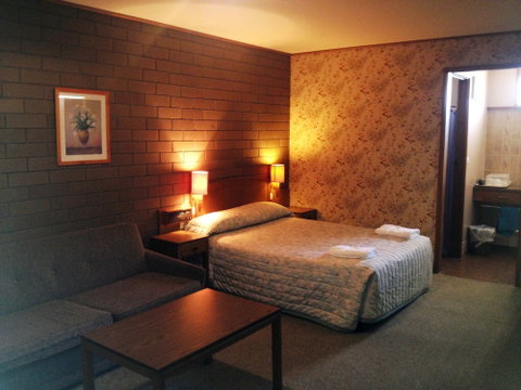 Century Motor Inn - Broome Tourism 2