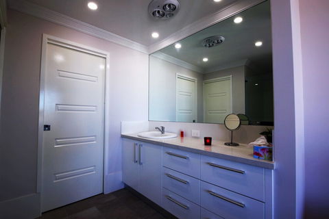 Marina Views At Mindarie Marina - Broome Tourism 6