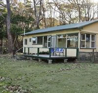 Pebbly Beach Shacks - Broome Tourism