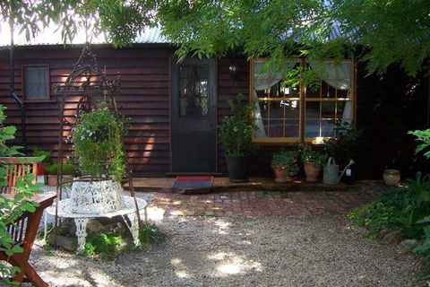 Madam Saddler On Fraser Clunes - Broome Tourism 7