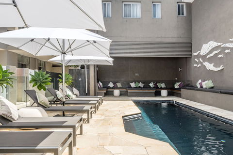 Byron Bay Hotel & Apartments - Broome Tourism 4