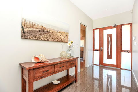 Lavina Luxury Beach House - Broome Tourism 1