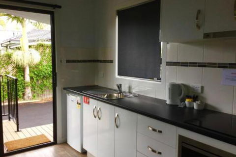 Club Byron Accommodation - Broome Tourism 7