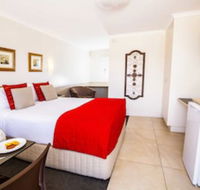 Apple  Grape Motel - Broome Tourism