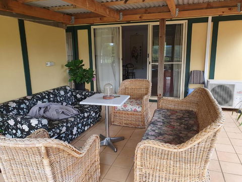 Oaktree Guest House - Broome Tourism 5