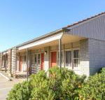 Hotel Canobolas Motel  Units - Broome Tourism