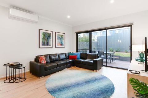 Boutique Stays - Caulfield Central - Broome Tourism 3