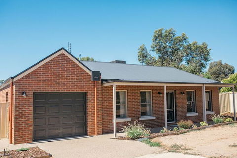 Bell's Cottage Collective - Broome Tourism 4