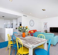 Colour and Swank at the Mill in the Heart of the CBD - Broome Tourism