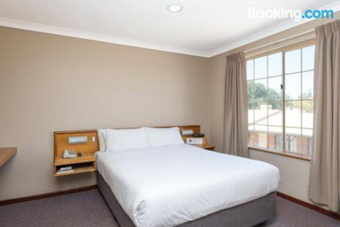 MIDAS MOTEL KALGOORLIE - Broome Tourism 2