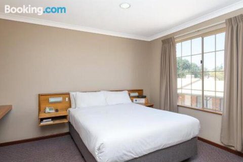 MIDAS MOTEL KALGOORLIE - Broome Tourism 6