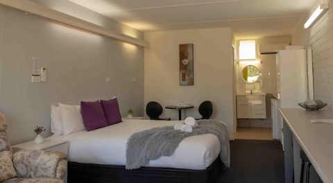 Bridgewater Motel - Broome Tourism 3