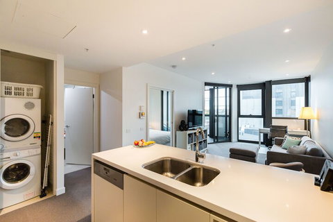 MILA, 1BDR Cremorne Apartment - Broome Tourism 3