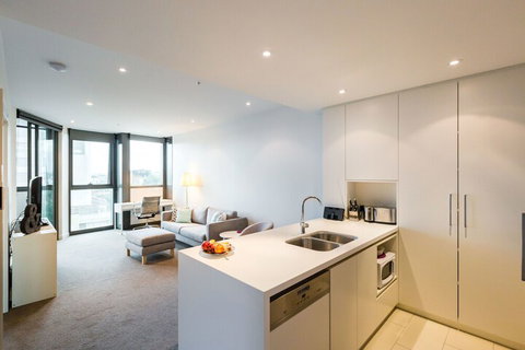 MILA, 1BDR Cremorne Apartment - Broome Tourism 4