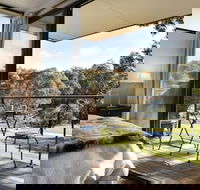 Lake Daylesford Lodge 6 - Broome Tourism