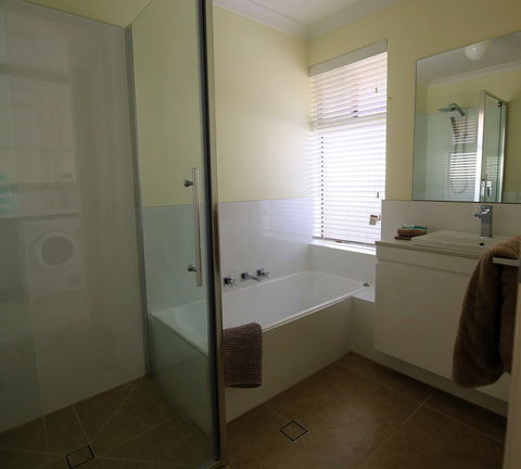 Mindarie Villa - Broome Tourism 3