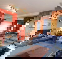 Hotham 1750 11 - Broome Tourism