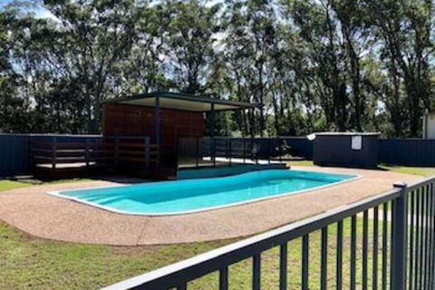 Bull 'n' Bush Hotel Motel - Broome Tourism 4