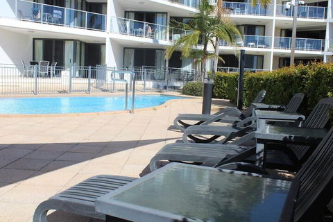 The Boathouse Luxury Apartments - Broome Tourism 4