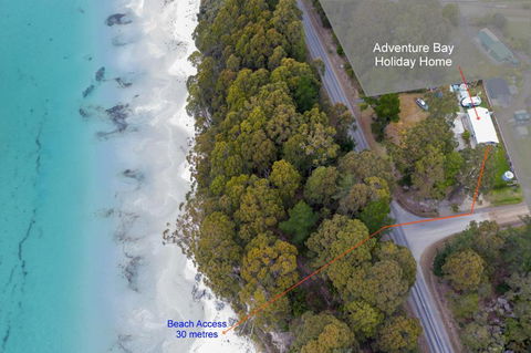 Adventure Bay Holiday Home - Broome Tourism 5