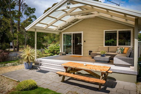 Adventure Bay Holiday Home - Broome Tourism 6