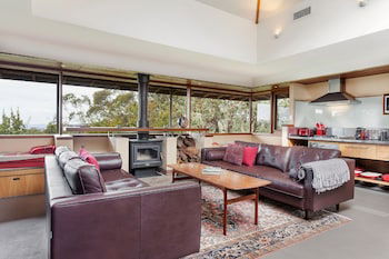 Summer House - Broome Tourism 1