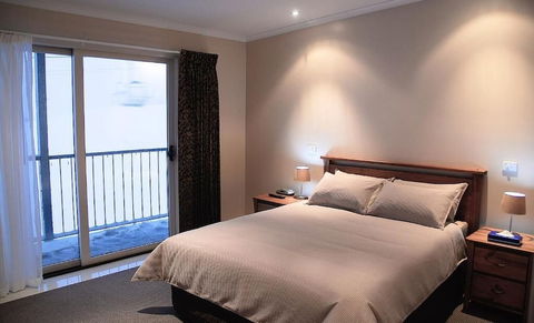 Arlberg Hotel Mount Buller - Broome Tourism 2