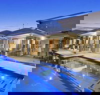 Pottsville Beach Holiday Home - Broome Tourism