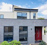 Apollo Bay Seal Apartments - Broome Tourism