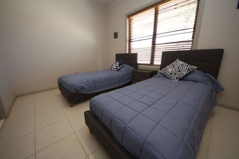 Nautilus At Hat Head - Broome Tourism 7