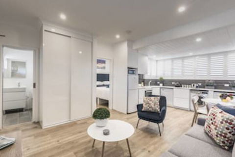 Quiet Spacious Apt With AIR CONDITIONING & Netflix - Broome Tourism 0