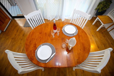 Dell Lee Cottage - Broome Tourism 3