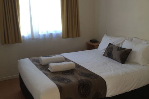 NRMA Bowen Beachfront Holiday Park - Broome Tourism 1