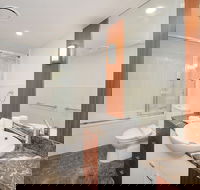 Deluxe Chevron Renaissance - Broome Tourism