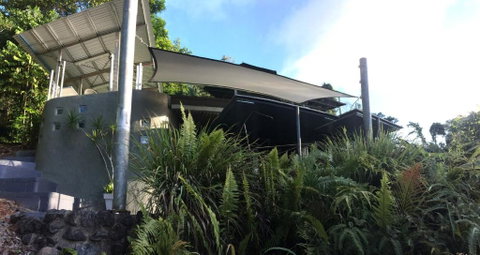 Earthship Daintree - Broome Tourism 4