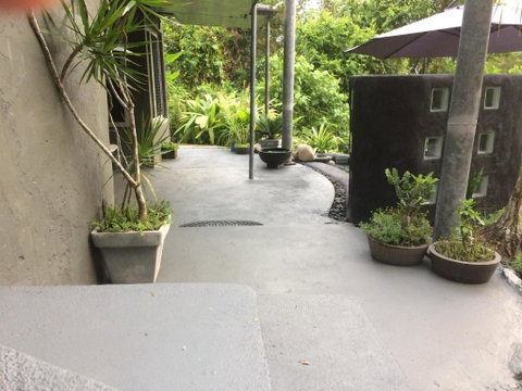 Earthship Daintree - Broome Tourism 2