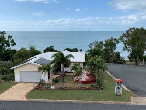 Hydeaway Retreat Beach House Hydeaway Bay - Broome Tourism 1
