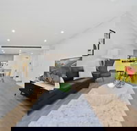 Ultra Modern Luxurious home in Tranquil Sydney - Broome Tourism