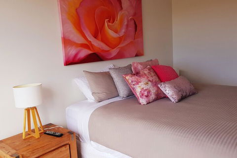 Amaranthine Abodes - Broome Tourism 2