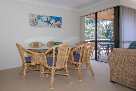 Kamilaroi Unit 6, 58-60 Magnus Street - Broome Tourism 4