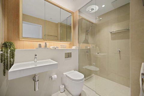 New Contemporary Apartment Near Macquarie Centre - Broome Tourism 4