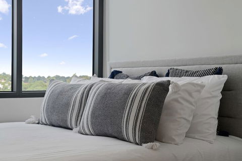 New Contemporary Apartment Near Macquarie Centre - Broome Tourism 1