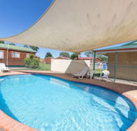 Holbrook Motor Village - Broome Tourism