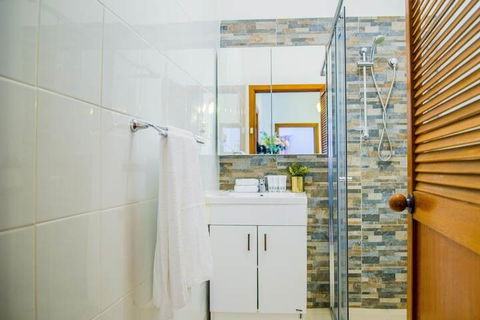 Bright & Spacious Home With Hotel Grade Cleanliness - Broome Tourism 2