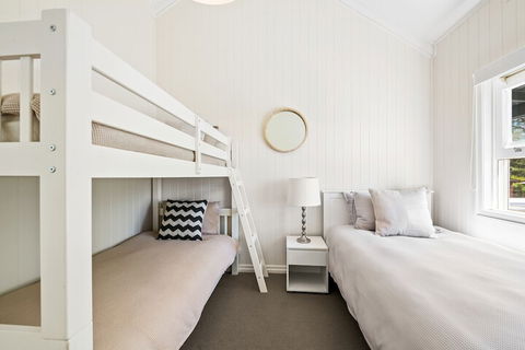 Hollow Tree Farm - Peace And Quiet On 30 Acres Right In Toowoomba - Broome Tourism 7