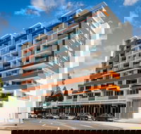 Stylish Apartment near Airport  Station - Broome Tourism